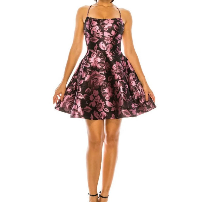 Women / Junior metallic jacquard dress